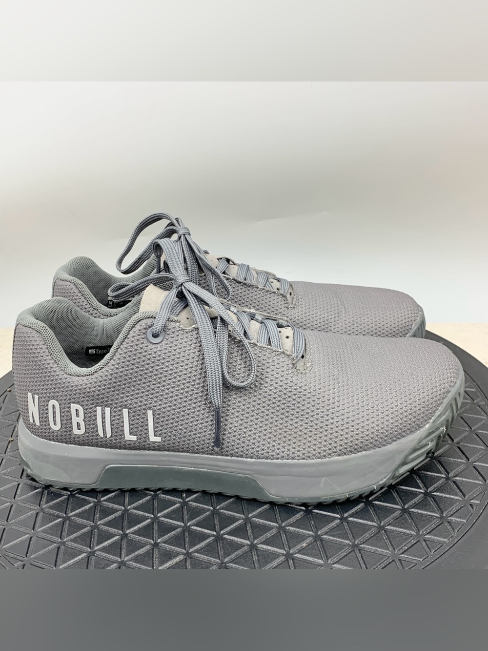 NOBULL Sneakers Women Size 10 Shoes Gray Low Lace Up Men Size 8.5